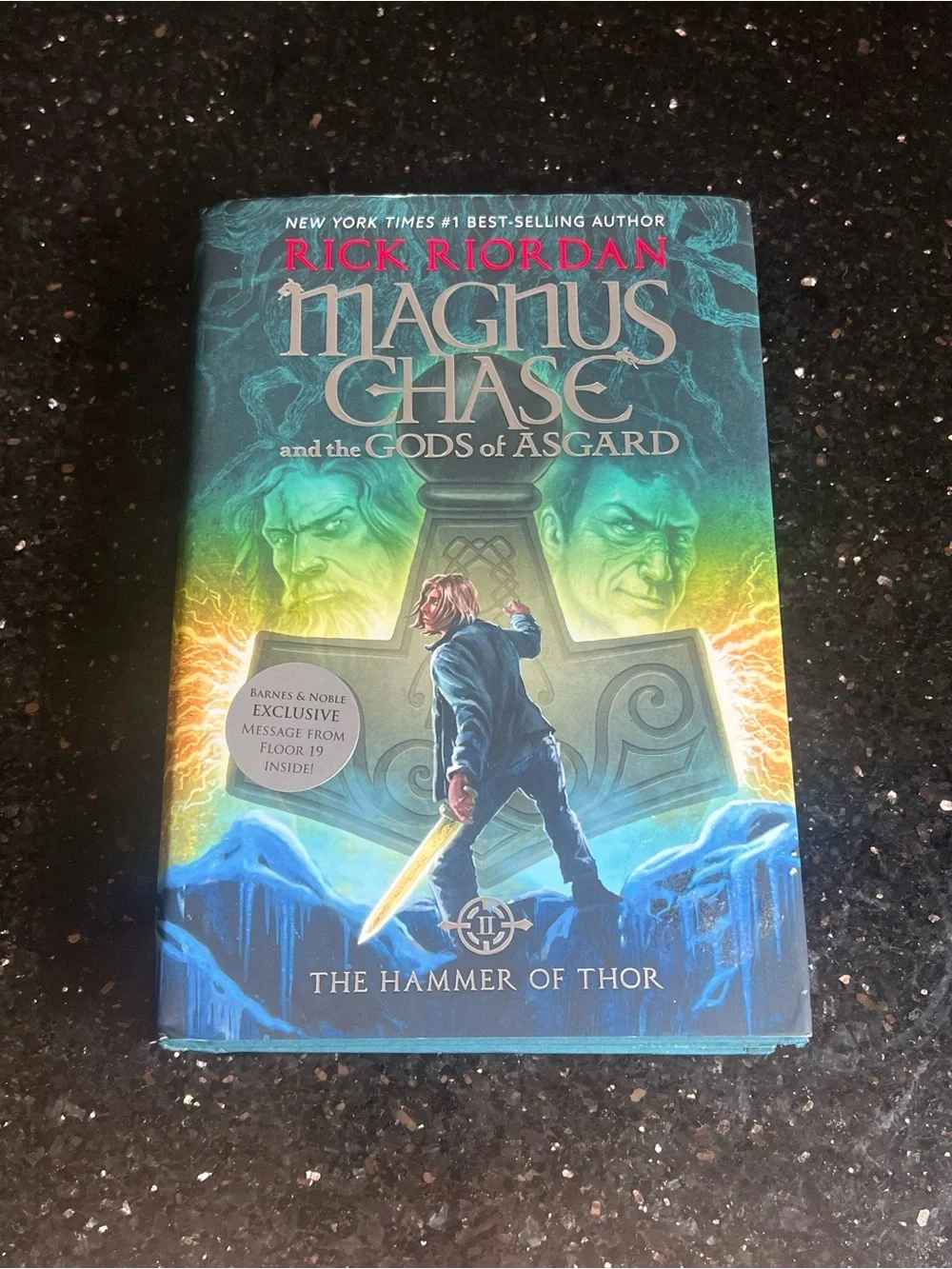 Rick Riordan- Magnus Chase and the Gods of Asgard: The Hammer of Thor Hardcover